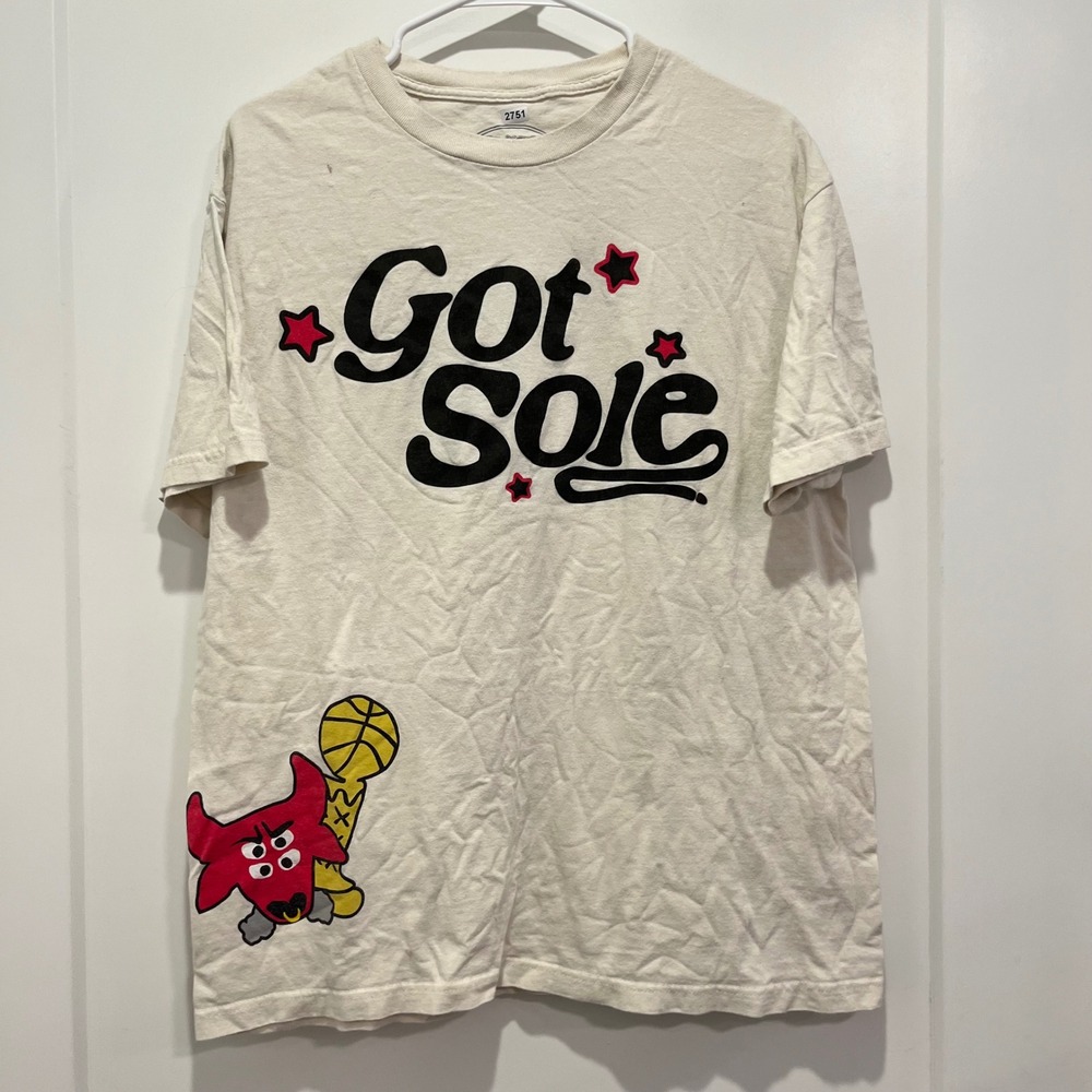 Got Sole Chicago Sneaker Convention Graphic T-Shirt Mens Large Cream Red Bull